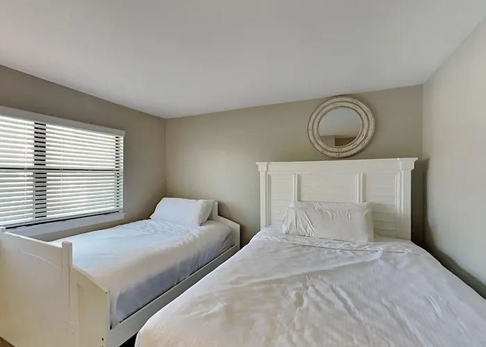Edgewater Villa 505