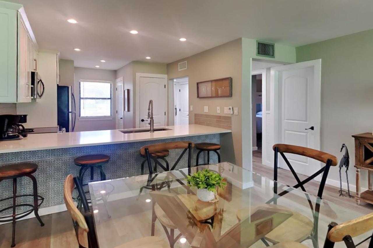 Apartment Edgewater 505 *
